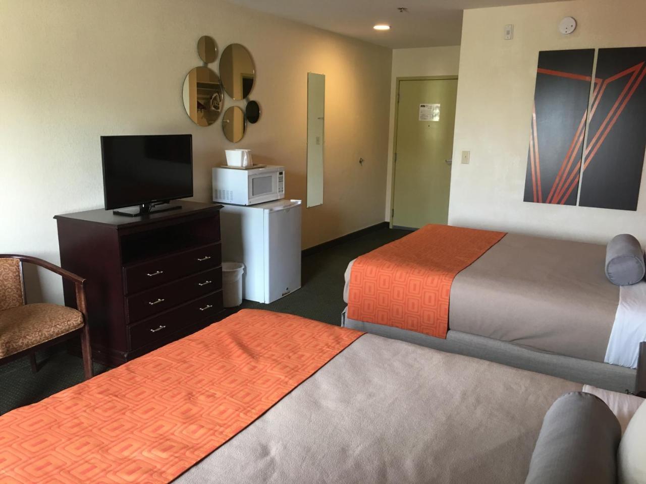 Howard Johnson By Wyndham Houma Bagian luar foto